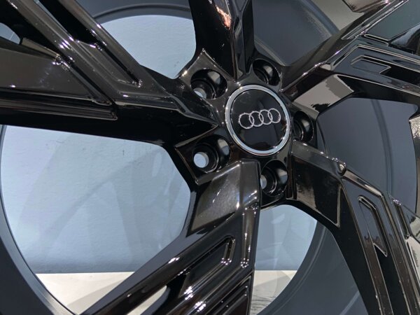 IMG_6567 19 Inch Velgen 5x112- RS6 Look Velgen Hoogglans Zwarte kleur