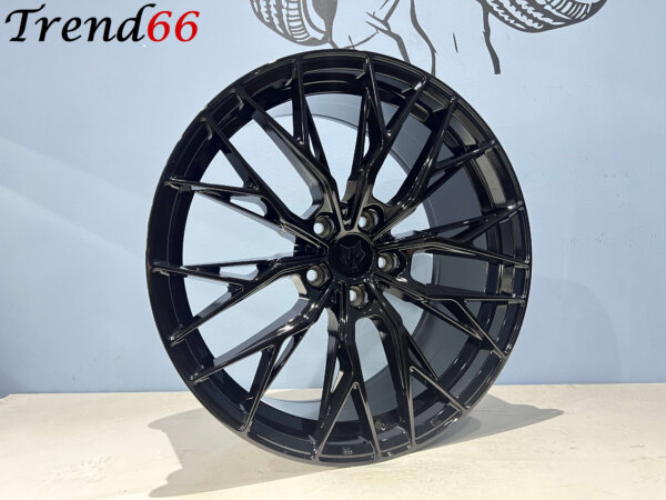 18 Inch Velgen 5x112- Vossen Velocity Look Velgen Set. Glans zwarte Kleur