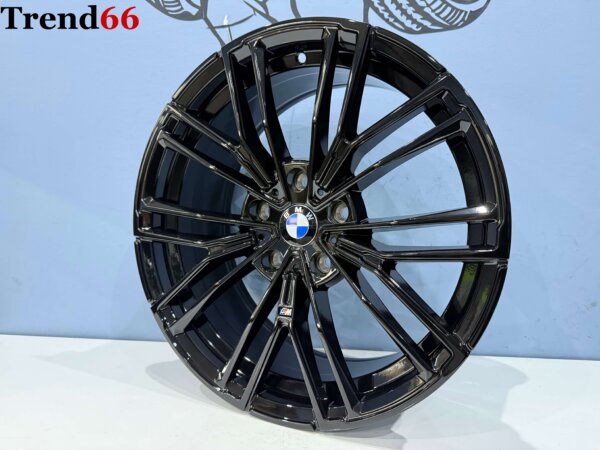 18 Inch Velgen 5x120-846 M Look Velgen set in Hoogglans Zwarte kleur