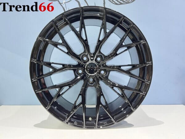 IMG_8985 19 Inch Velgen 5x112 – Vossen Velocity Look Zwart Gepolijst