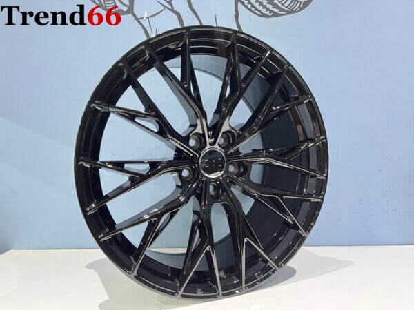 IMG_8987 19 Inch Velgen 5x112 – Vossen Velocity Look Zwart Gepolijst