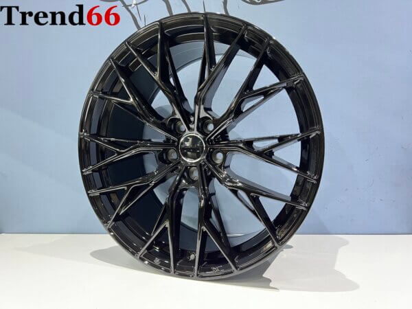 IMG_8989 19 Inch Velgen 5x112 – Vossen Velocity Look Zwart Gepolijst