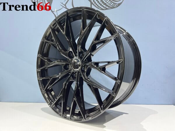 IMG_8990 19 Inch Velgen 5x112 – Vossen Velocity Look Zwart Gepolijst