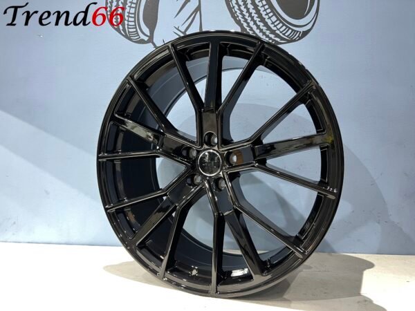 IMG_0330 21'' Nieuw In Doos RS6 Performance Velgen Set. Hoogglans Zwart Kleur SportVelgen.