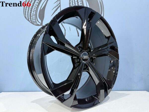 IMG_0478 20 Inch 5x112 RSQ3 Performance Look Velgen Set Glans Zwart Kleur