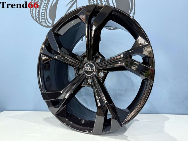 IMG_0479 20 Inch 5x112 RSQ3 Performance Look Velgen Set Glans Zwart Kleur