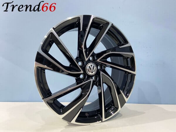 IMG_1035 17 Inch Velgen 5x100- Adelaide Look Hoogglans Zwart Gepolijste kleur
