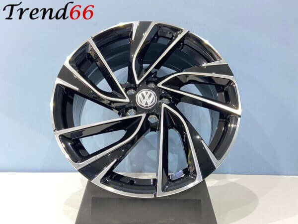 IMG_1037 17 Inch Velgen 5x100- Adelaide Look Hoogglans Zwart Gepolijste kleur