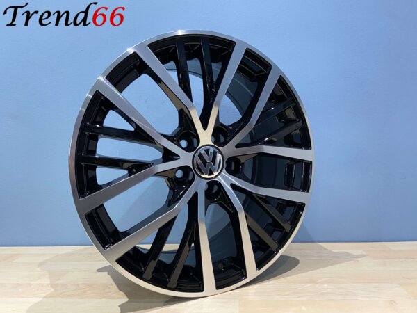 IMG_1195 17 Inch Velgen 5x100- Parabolica Look Hoogglans Zwart Gepolijste kleur