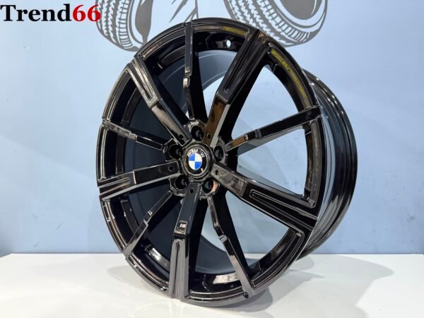 19'' 5x112 938M Look Breed Set Velgen Hoogglans Zwarte Kleur
