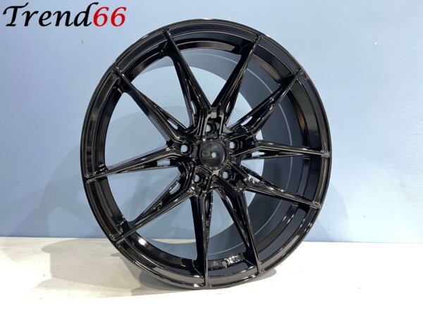 19 Inch 5x112 Rohana Performance Look Velgen Set Hoogglans Zwarte kleur