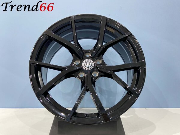 IMG_2396 19 Inch Velgen 5x112- Estoril R Look Velgen Set Glans Zwart Kleur SportVelgen