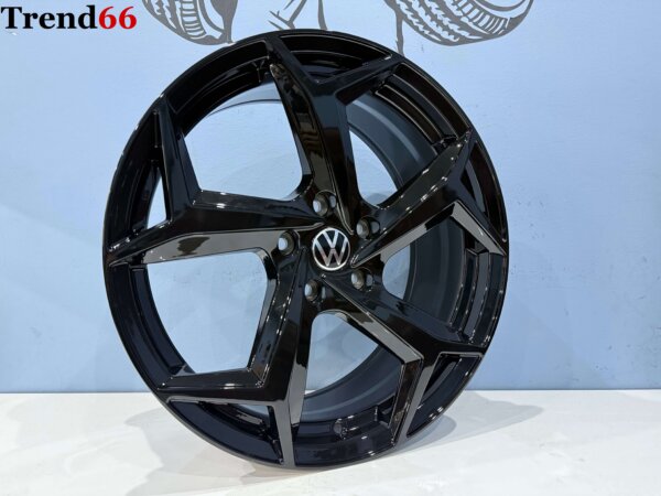 IMG_2775 18 Inch Velgen 5x112- Bonneville Look Velgen Zwarte Kleur