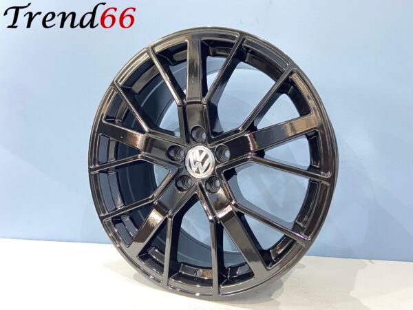 18'' Velgen 5x112- RS6 Performance Look Hoogglans Zwart kleur