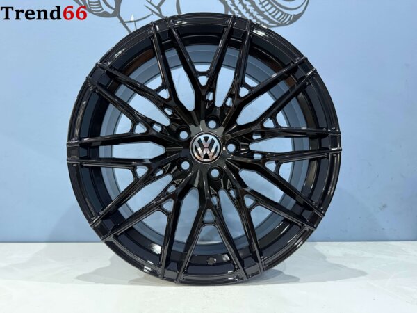 IMG_4184 17 Inch Velgen 5x100- Y Spaak Forget Velgen in Hoogglans Zwart