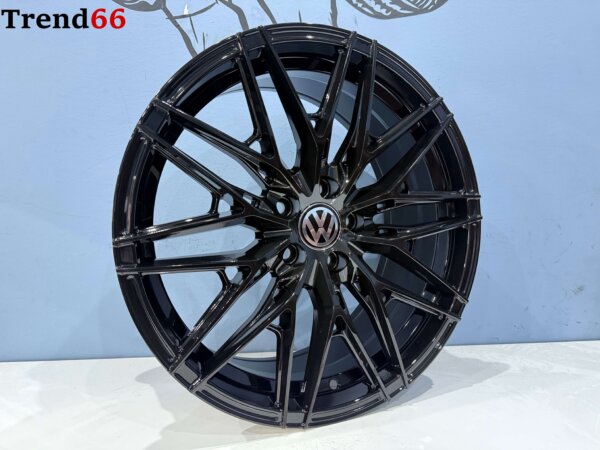 IMG_4185 17 Inch Velgen 5x100- Y Spaak Forget Velgen in Hoogglans Zwart