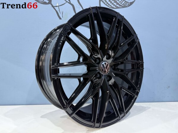 IMG_4186 17 Inch Velgen 5x100- Y Spaak Forget Velgen in Hoogglans Zwart
