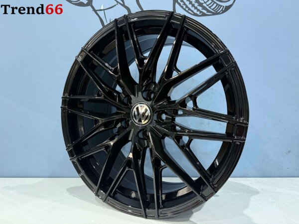 IMG_4187 17 Inch Velgen 5x100- Y Spaak Forget Velgen in Hoogglans Zwart