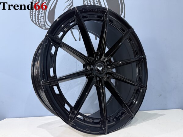 IMG_4237 21 Inch 5x112 - B3 Forget Vorsteiner Performance Look Velgen Set Hoogglans Zwarte Kleur