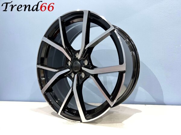 IMG_5103 17 Inch Velgen 5x100- GTI Estoril Look Velgen in Hoogglans Zwart Gepolijste kleur