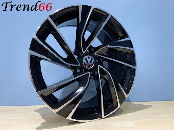 IMG_5423 19 Inch Velgen 5X112- Adelaide R Look Velgen Set Hoogglans Zwart Gepolijst Kleur