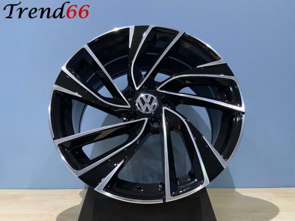 IMG_5425 19 Inch Velgen 5X112- Adelaide R Look Velgen Set Hoogglans Zwart Gepolijst Kleur