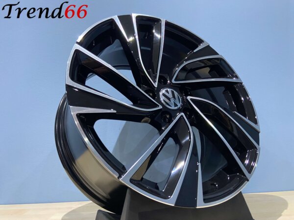 IMG_5426 19 Inch Velgen 5X112- Adelaide R Look Velgen Set Hoogglans Zwart Gepolijst Kleur