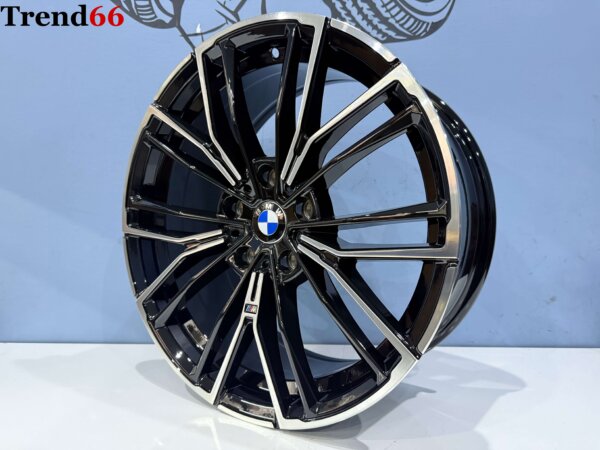 18 Inch Velgen 5x120 - 846M Look Velgen Set. Hoogglans Zwart Gepolijst Kleur