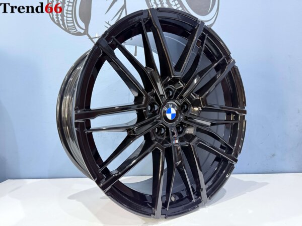 19 Inch 5x112 951M Look Breed Set Velgen Hoogglans Zwarte Kleur