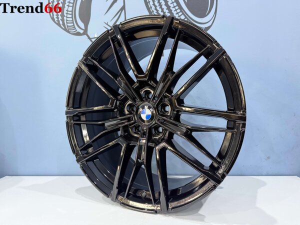 19 Inch 5x112 951M Look Breed Set Velgen Hoogglans Zwarte Kleur