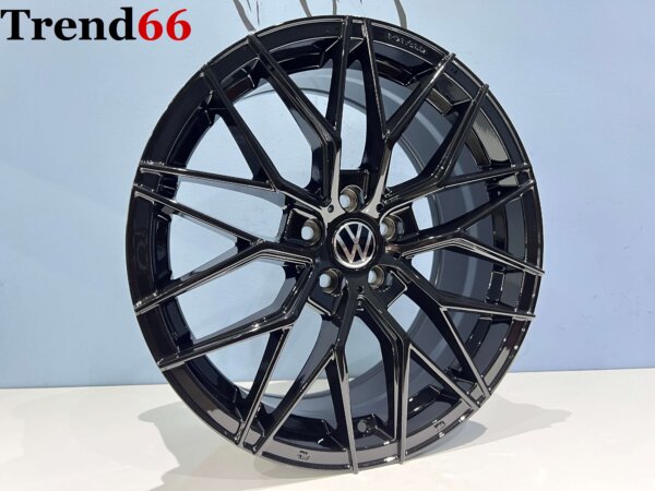 IMG_8460 17 Inch 5x100 Y 10 Spaak Forget Velgen Set Hoogglans Zwarte Kleur