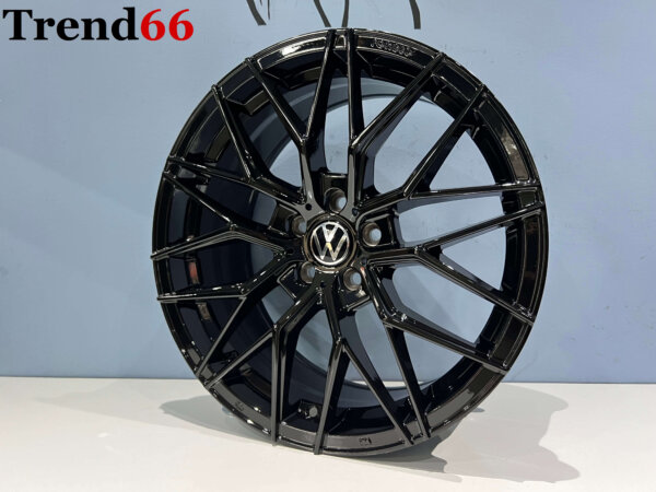 IMG_8462 17 Inch 5x100 Y 10 Spaak Forget Velgen Set Hoogglans Zwarte Kleur