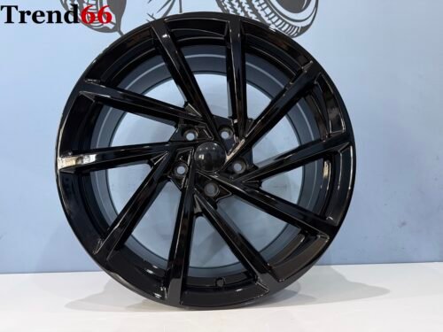 IMG_8577 18'' Velgen 5x112 Spielberg Look Velgen set Hoogglans Zwarte Kleur