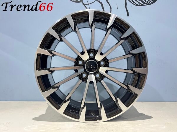 IMG_8619 18inch Nieuw In Doos RS Multispaak Look Velgen Set