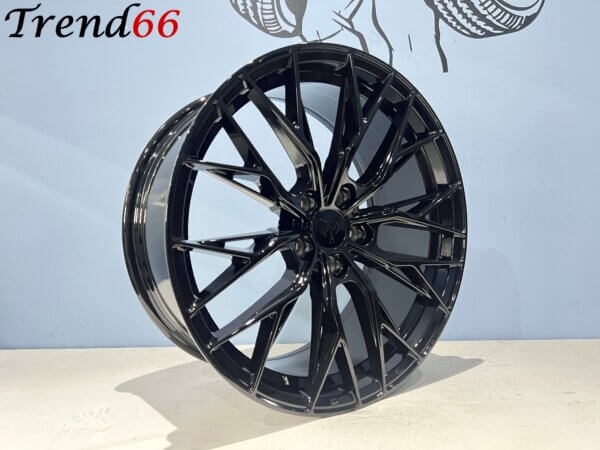 18 Inch Velgen 5x100-RS Velocity Look Hoogglans Zwarte kleur
