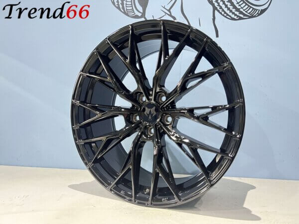 18 Inch Velgen 5x100-RS Velocity Look Hoogglans Zwarte kleur