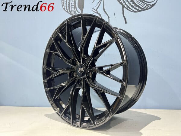 18 Inch Velgen 5x100-RS Velocity Look Hoogglans Zwarte kleur