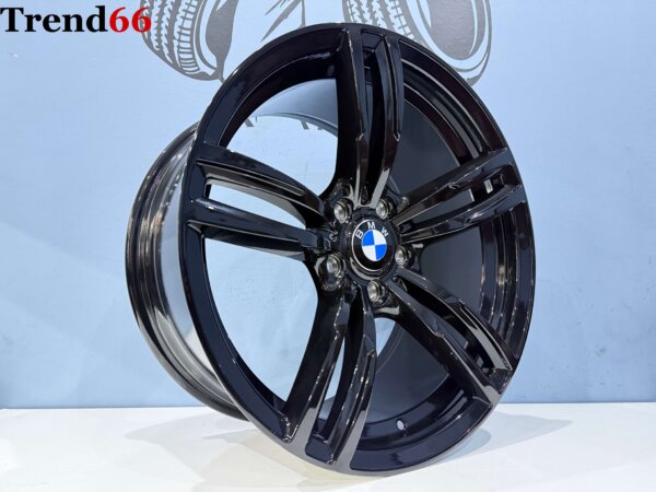 19 Inch 5x120 Breed Set Style 437M Look Velgen Set Hoogglans Zwarte Kleur