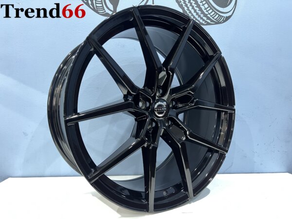 21 Inch 5x108 - R Line Look Hoogglans Zwarte Kleur Velgenset