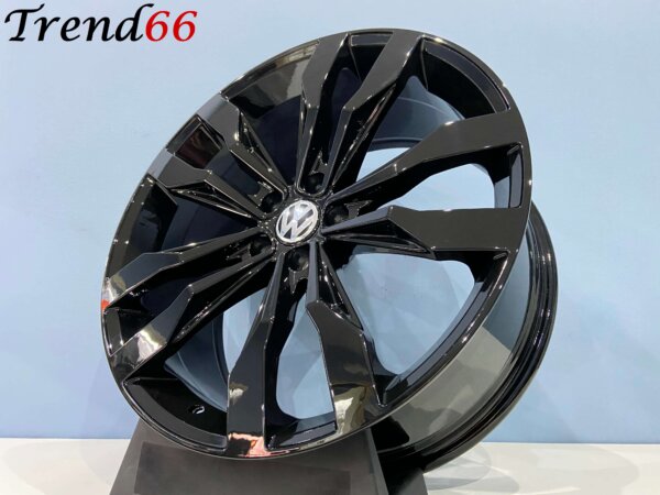 19 Inch 5x112 SUZUKA Look Velgen Set Hoogglans Zwarte Kleur