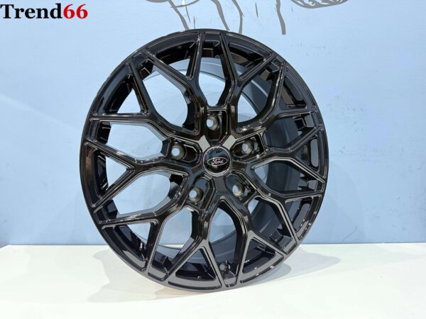 IMG_9568 18 Inch 5x160 Ford Transit Custom Verzwaard Velgen Set Hoogglans Zwarte Kleur