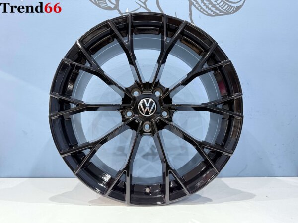 18 Inch Velgen 5x100- 2025 R Look Hoogglans Zwarte Kleur