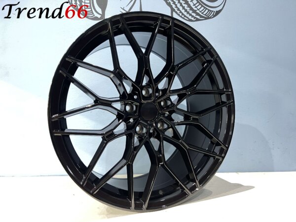IMG_9754 19 Inch 5x112 1000M Look Velgen Set Hoogglans Zwarte Kleur