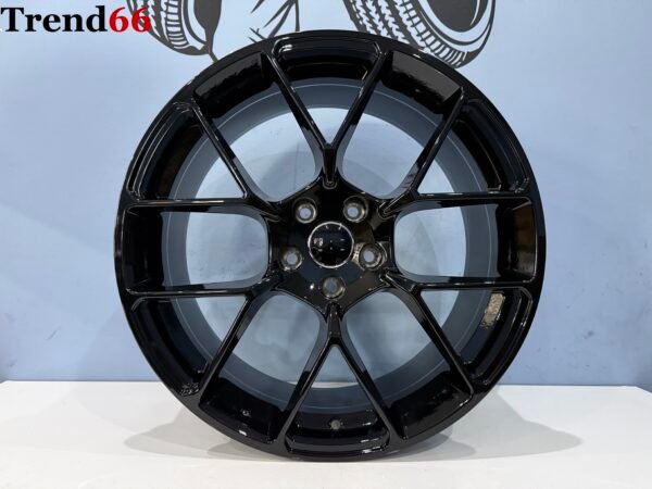 IMG_9898 19'' 5x112 RS Performance 2026 Look Velgen Set Hoogglans Zwarte Kleur