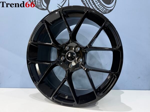 IMG_9902 19'' 5x112 RS Performance 2026 Look Velgen Set Hoogglans Zwarte Kleur