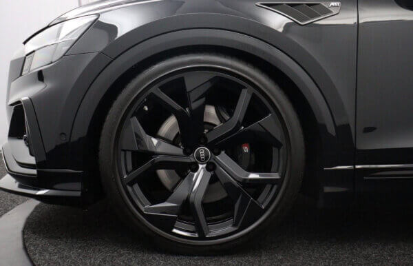 IMG_E1538 23 Inch Velgen 5x112- RSQ8 Look Velgen in Hoogglans Zwarte Kleur