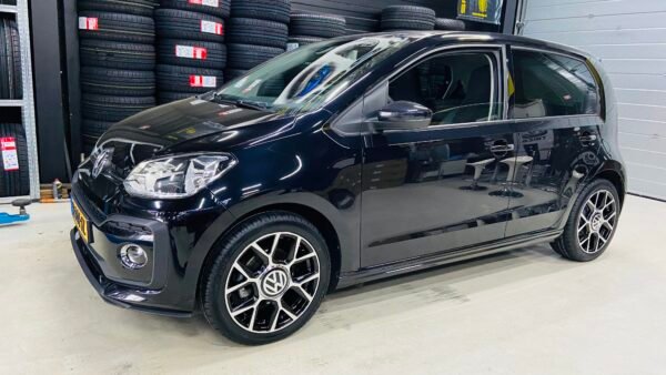 IMG_E8645 16'' 4x100 R GTI Look Velgen Set Hoogglans Zwart Gepolijste Kleur