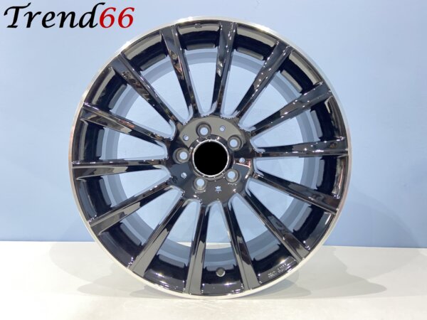 IMG_0925 19 Inch Velgen 5x112 -Multispaak AMG Look Hoogglans zwarte kleur met Chrome rand/Lip