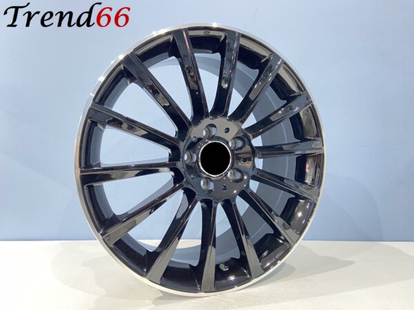 IMG_0926 19 Inch Velgen 5x112 -Multispaak AMG Look Hoogglans zwarte kleur met Chrome rand/Lip