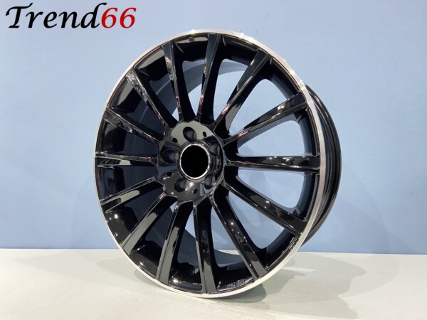 IMG_0928 19 Inch Velgen 5x112 -Multispaak AMG Look Hoogglans zwarte kleur met Chrome rand/Lip